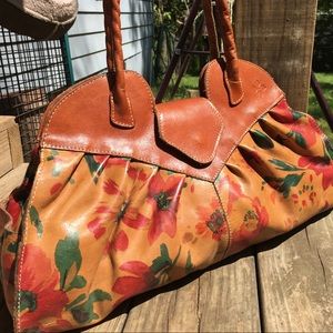 Patricia Nash Lione Satchel